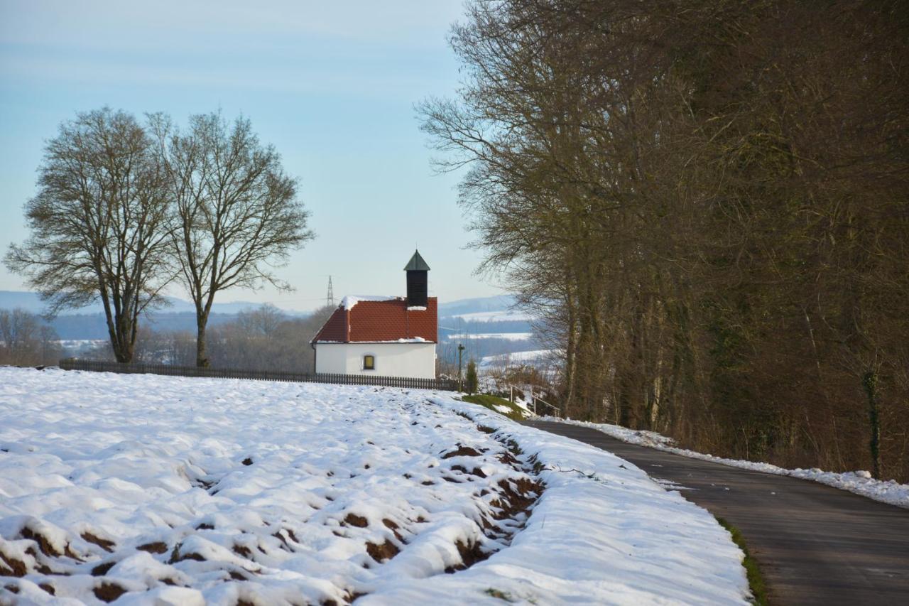 Landgasthof Falken Huttlingen Exterior photo