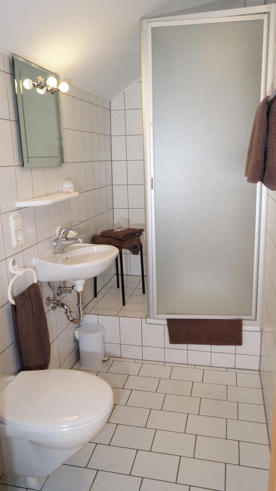 Landgasthof Falken Huttlingen Room photo
